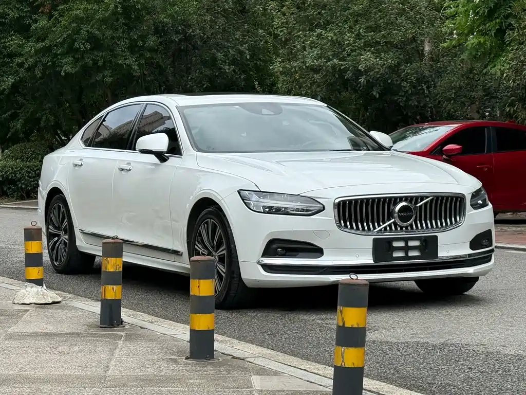 Volvo S90 — миниатюра 3