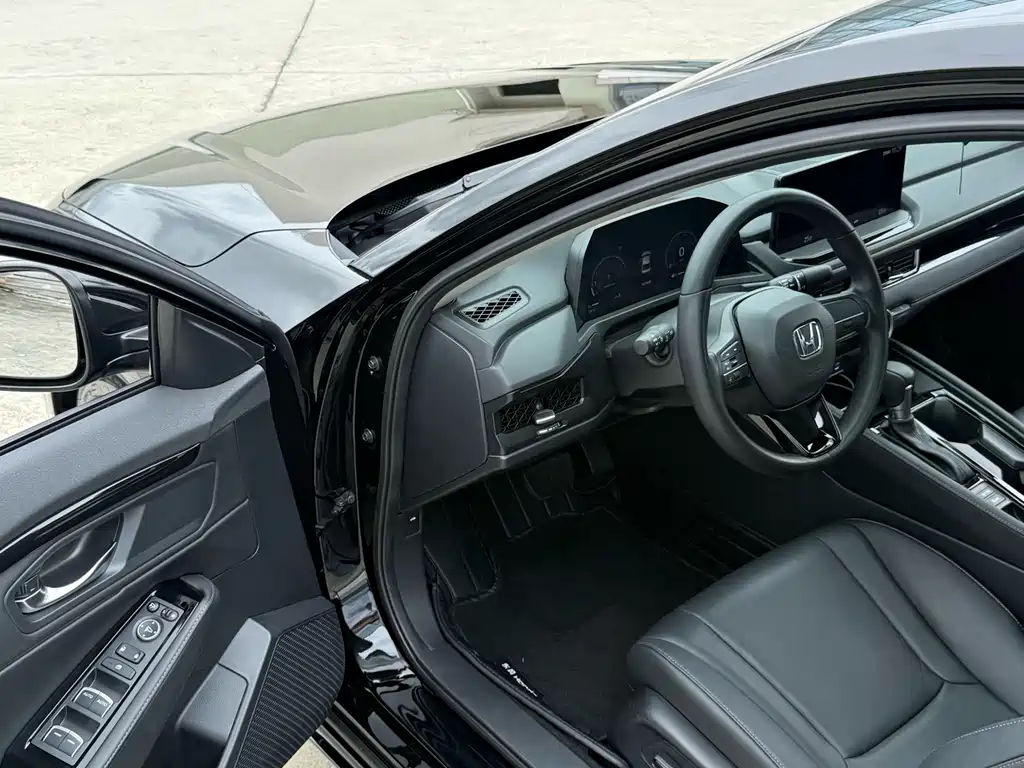 Honda Inspire — миниатюра 5