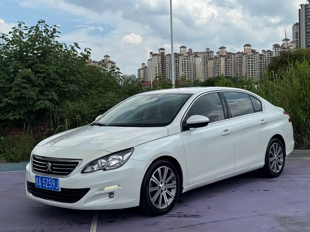 Peugeot 408 2015