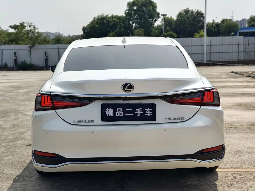 Lexus ES — фотографии объявления, Фото 10