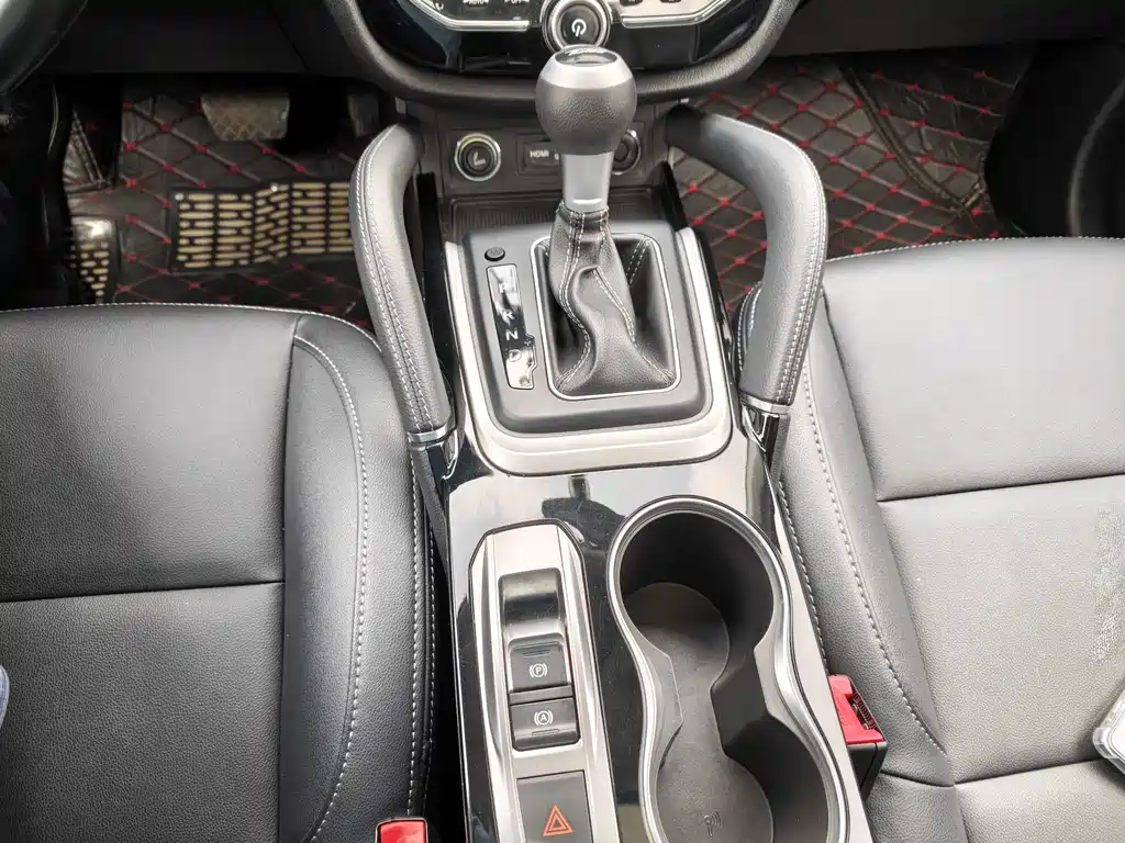 Zotye Zotye SR7 — миниатюра 15
