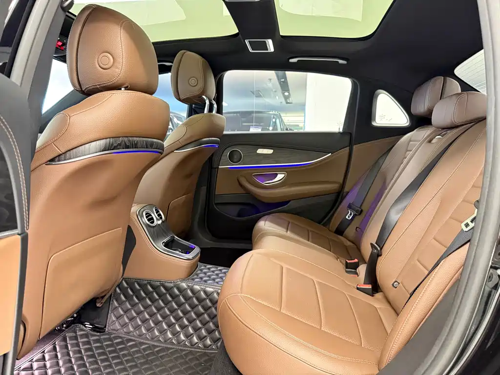 Mercedes-Benz E-Class New Energy — миниатюра 12