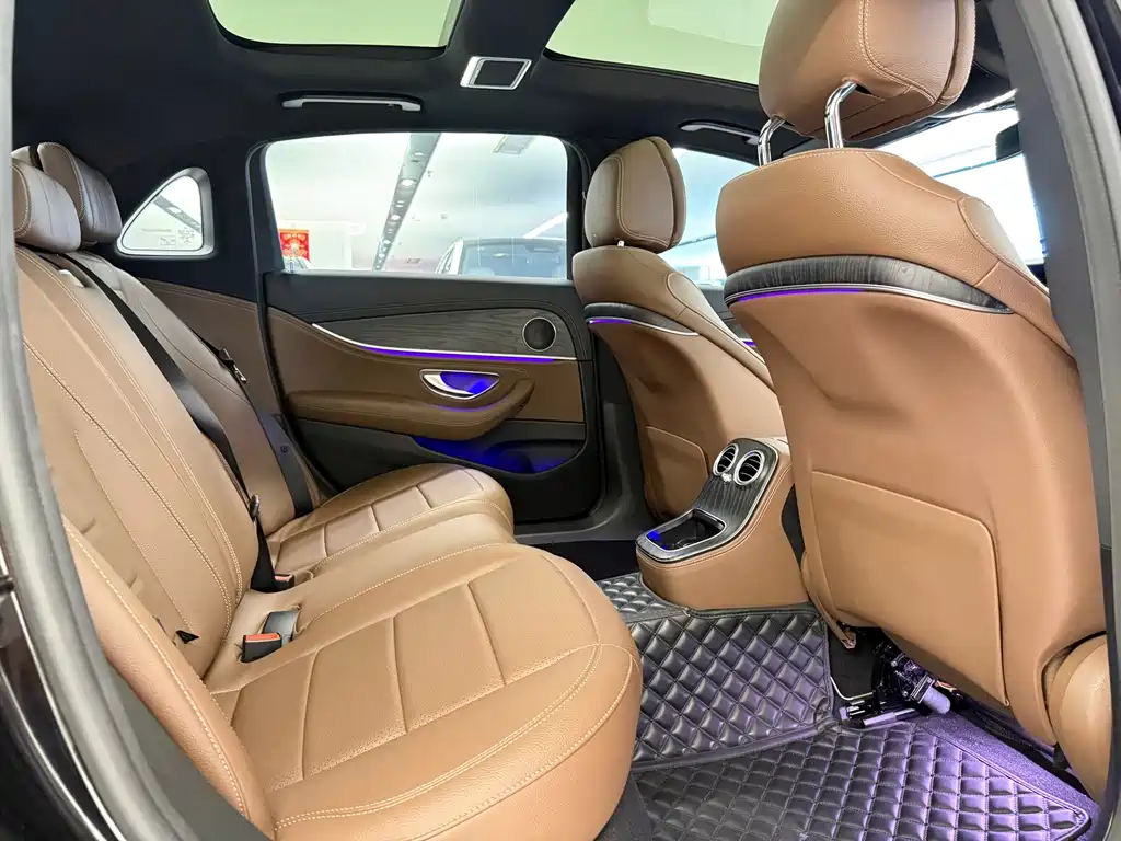 Mercedes-Benz E-Class New Energy — миниатюра 15