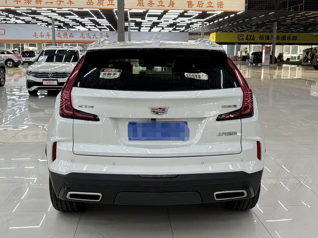 Cadillac XT4 — миниатюра 8
