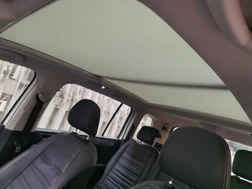 Volkswagen Touran — миниатюра 9