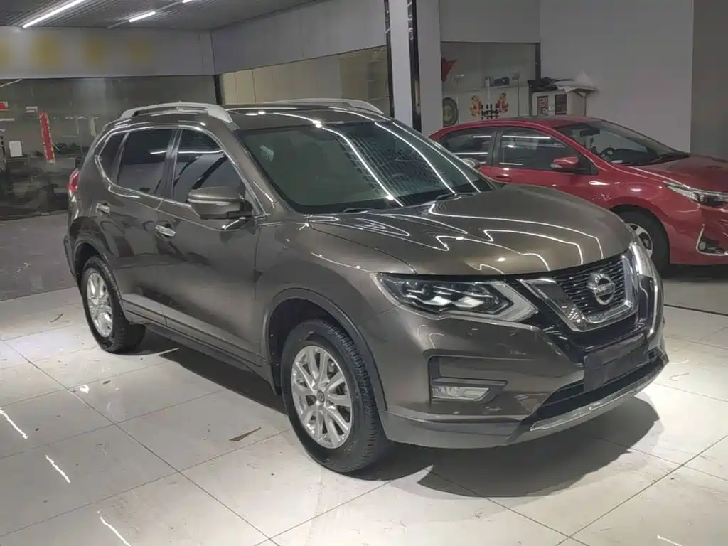 Nissan X-Trail — миниатюра 4