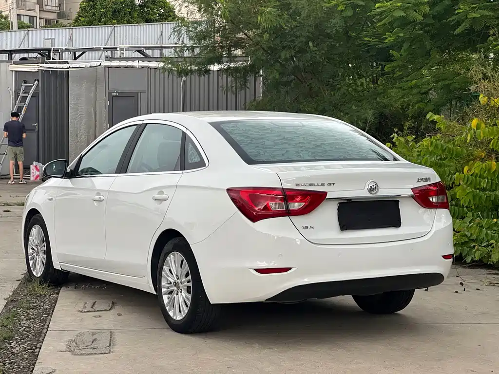 Buick Excelle — миниатюра 4