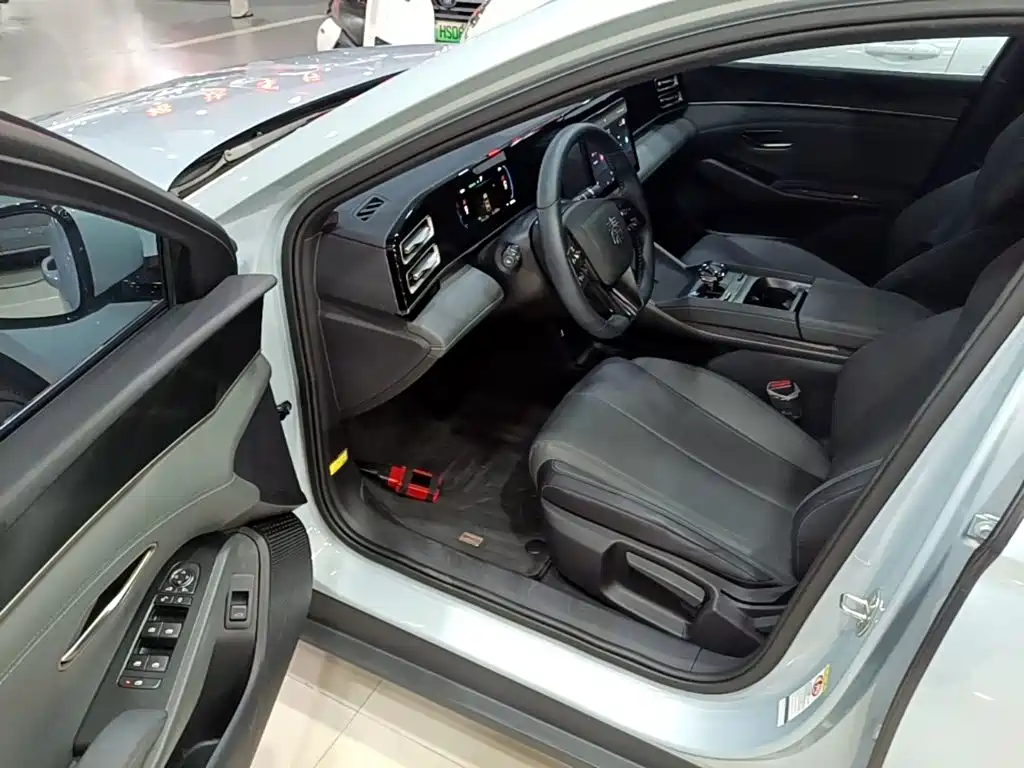 BYD Qin L — миниатюра 16