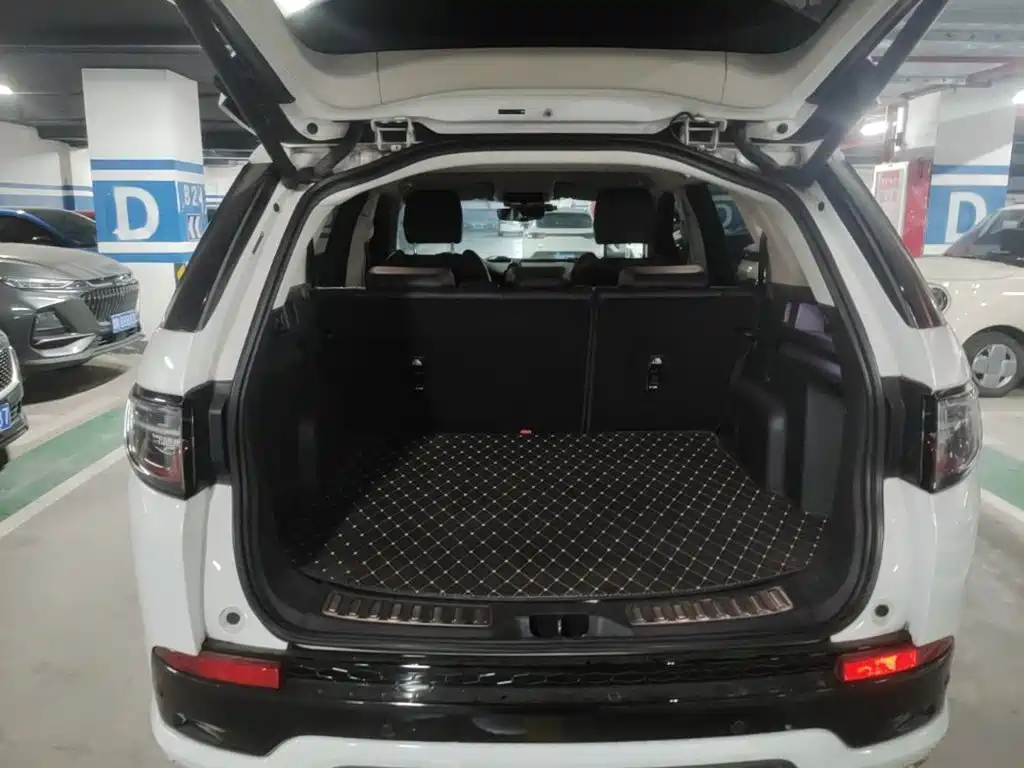 Land Rover Discovery Sport — миниатюра 21