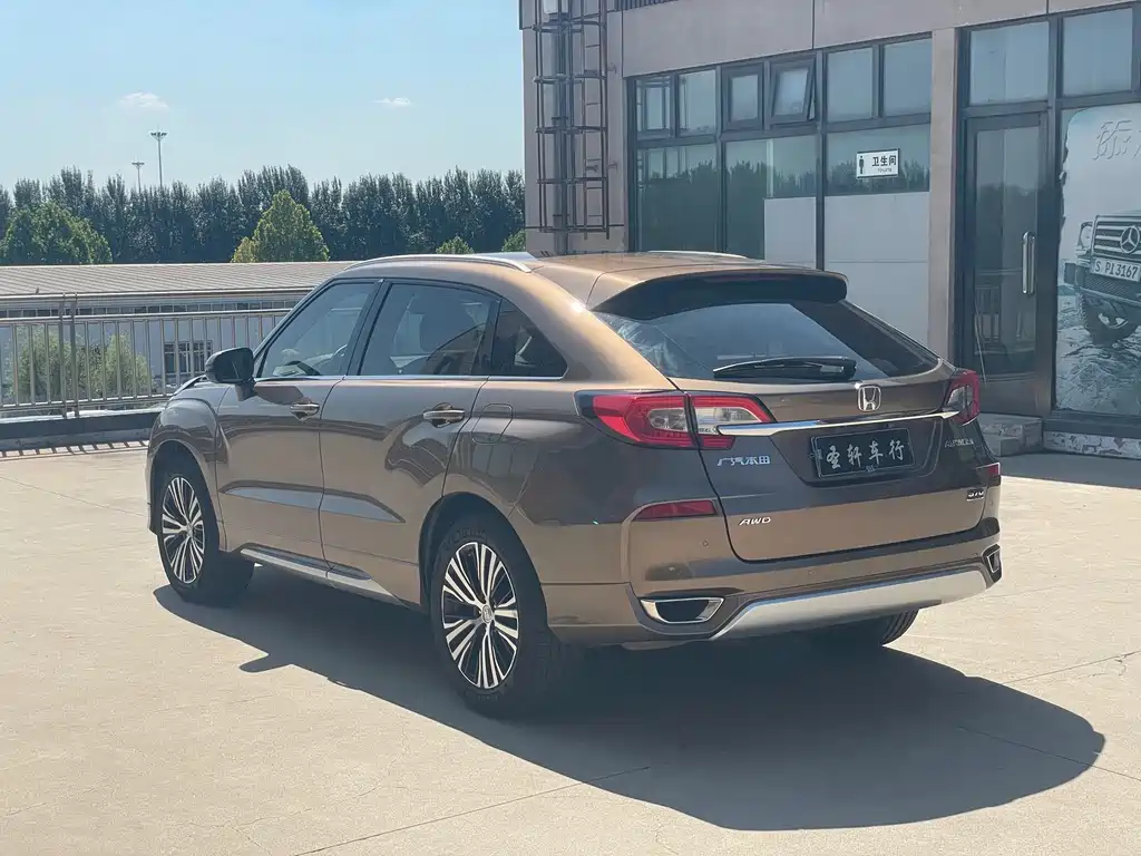 Honda Avancier — миниатюра 6