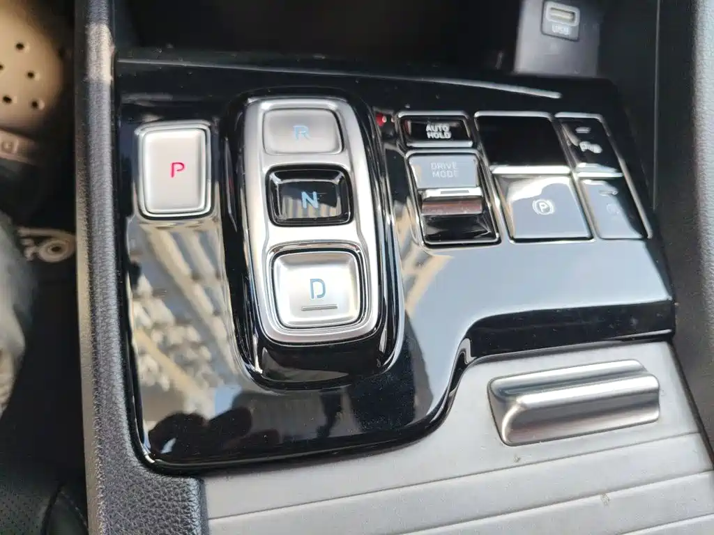 Hyundai Sonata — миниатюра 10