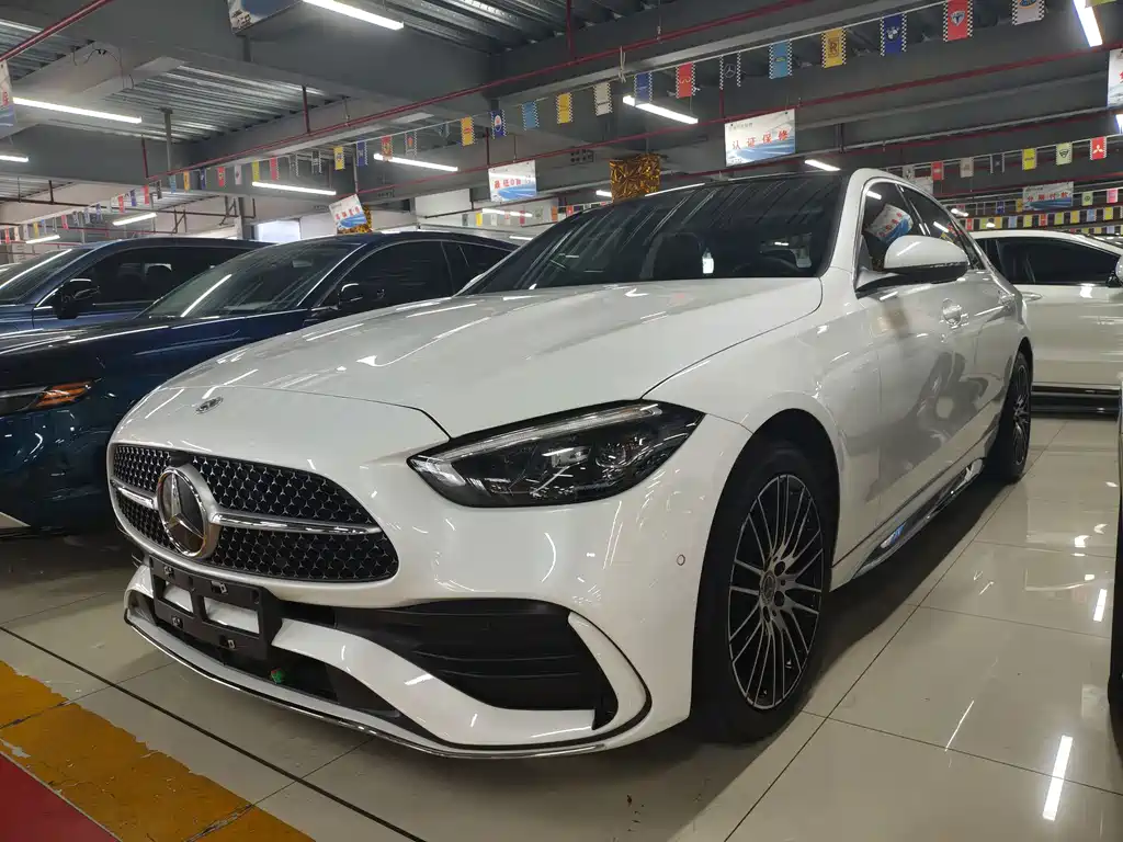 Mercedes-Benz C-Class 2023