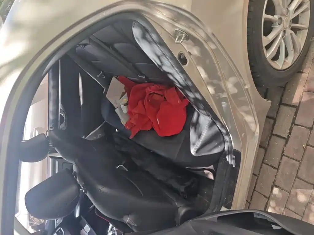 Geely Vision — миниатюра 13