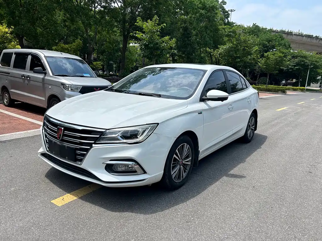 Roewe i5 2019