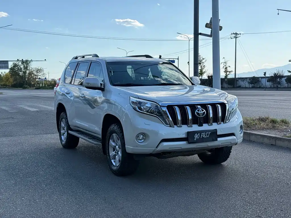 Toyota Prado — миниатюра 3