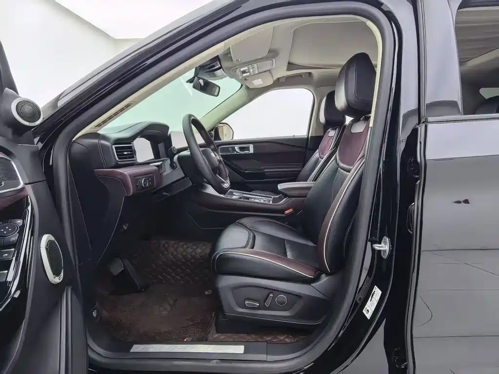 Ford Explorer — миниатюра 19