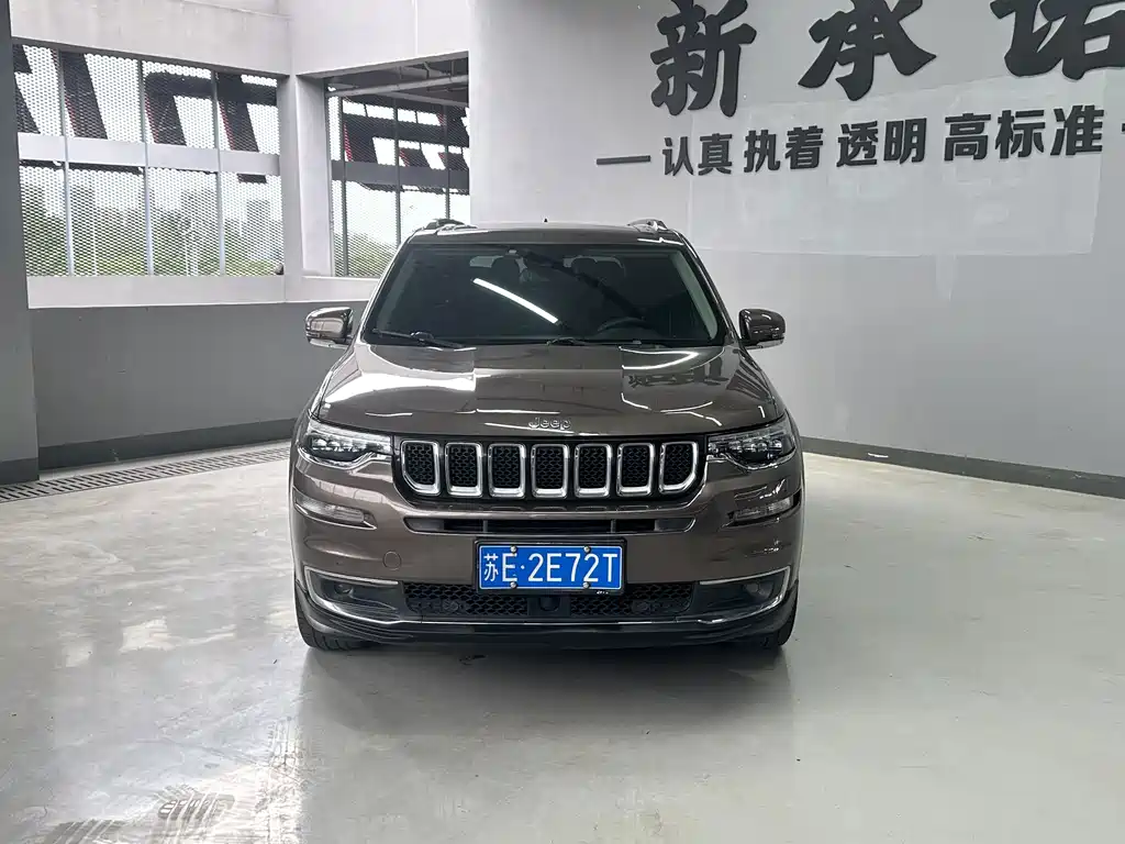 Jeep Grand Commander — миниатюра 3
