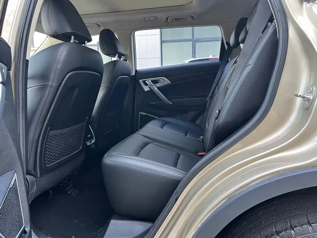 Geely Boyue — миниатюра 8