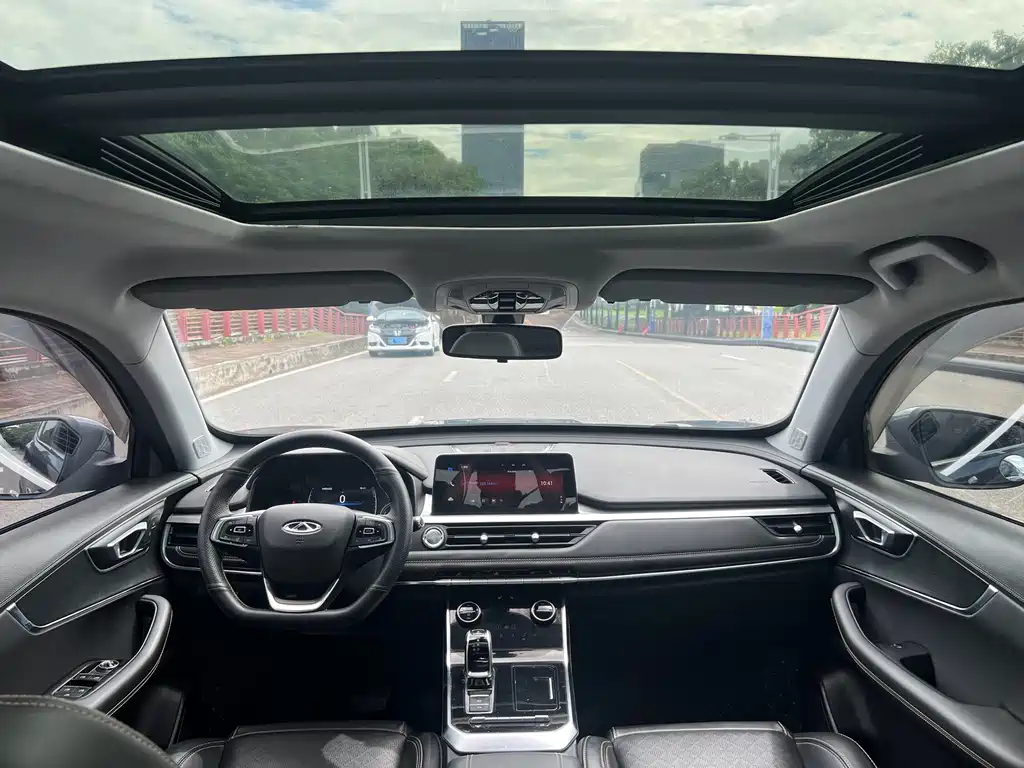 Chery Tiggo 8 — миниатюра 12