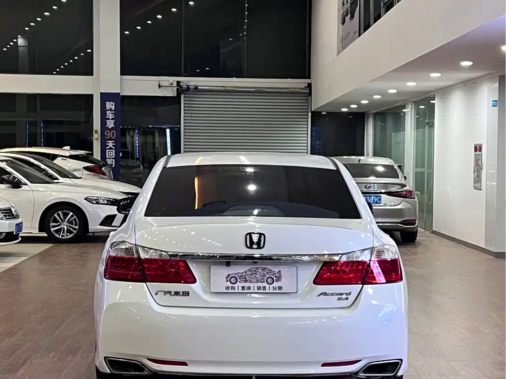 Honda Accord — миниатюра 5