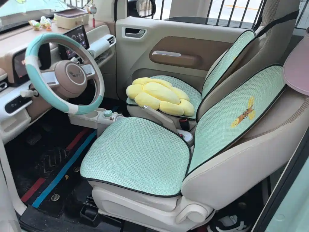 Wuling MINIEV — миниатюра 16