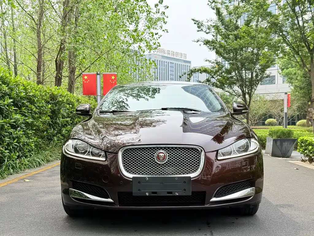 Jaguar XF — миниатюра 2