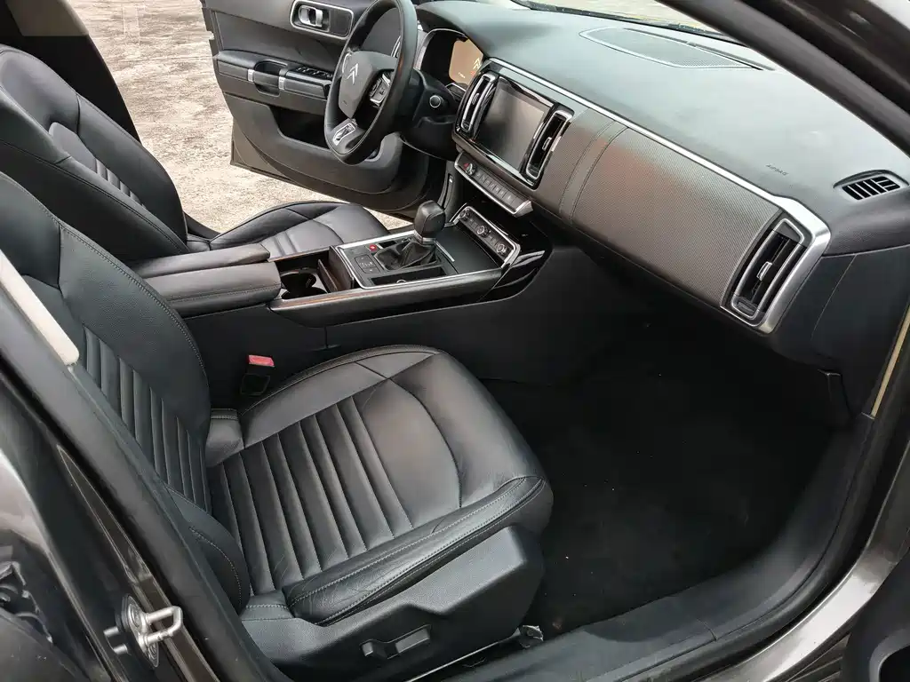 Citroen C6 — миниатюра 9