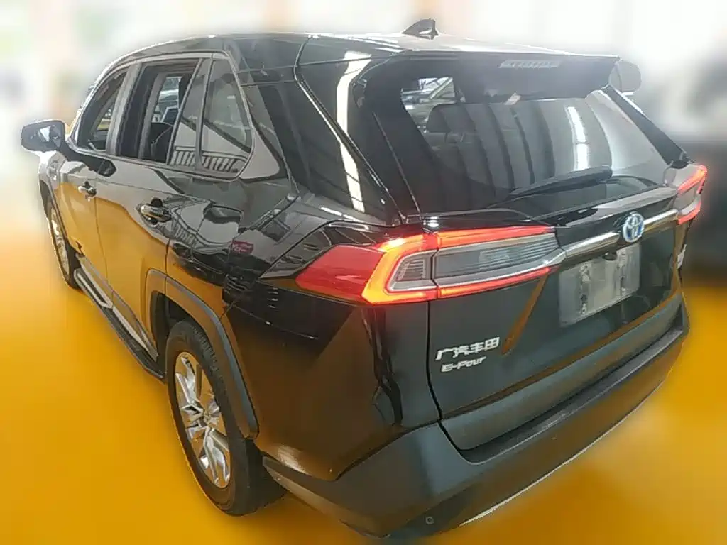 Toyota Wildlander — миниатюра 7