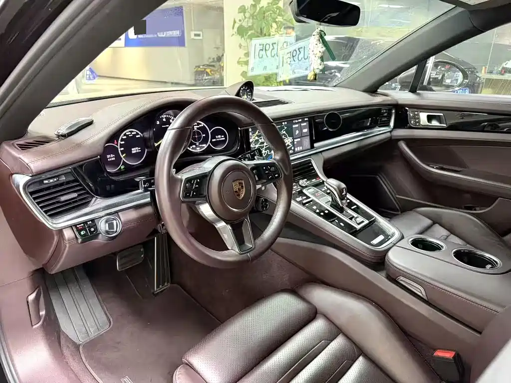 Porsche Panamera Hybrid — миниатюра 7