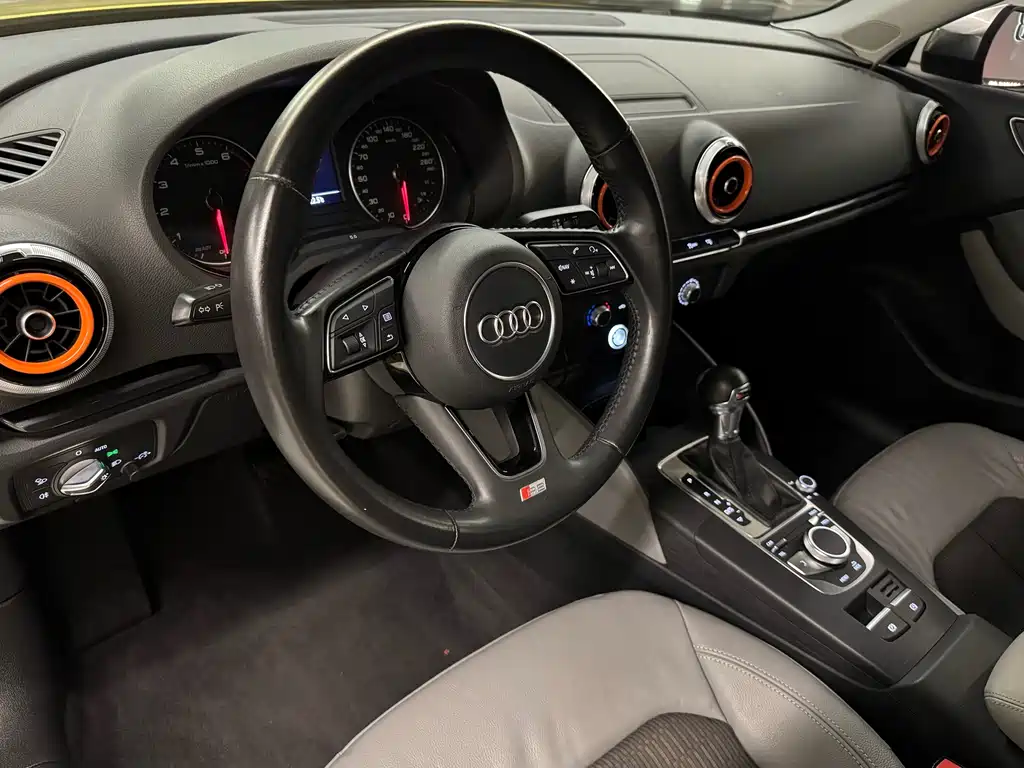 Audi A3 2017 Limousine 35 TFSI Fashion