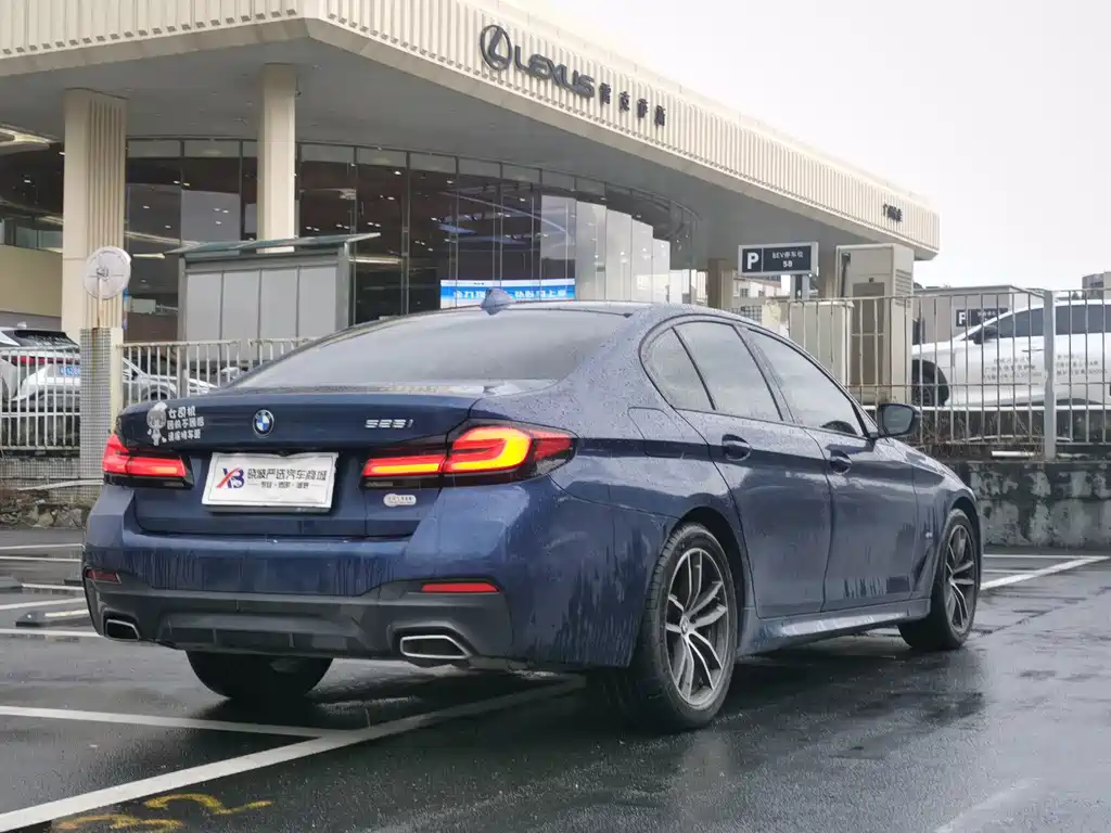 BMW 5 Series (Import) — миниатюра 14