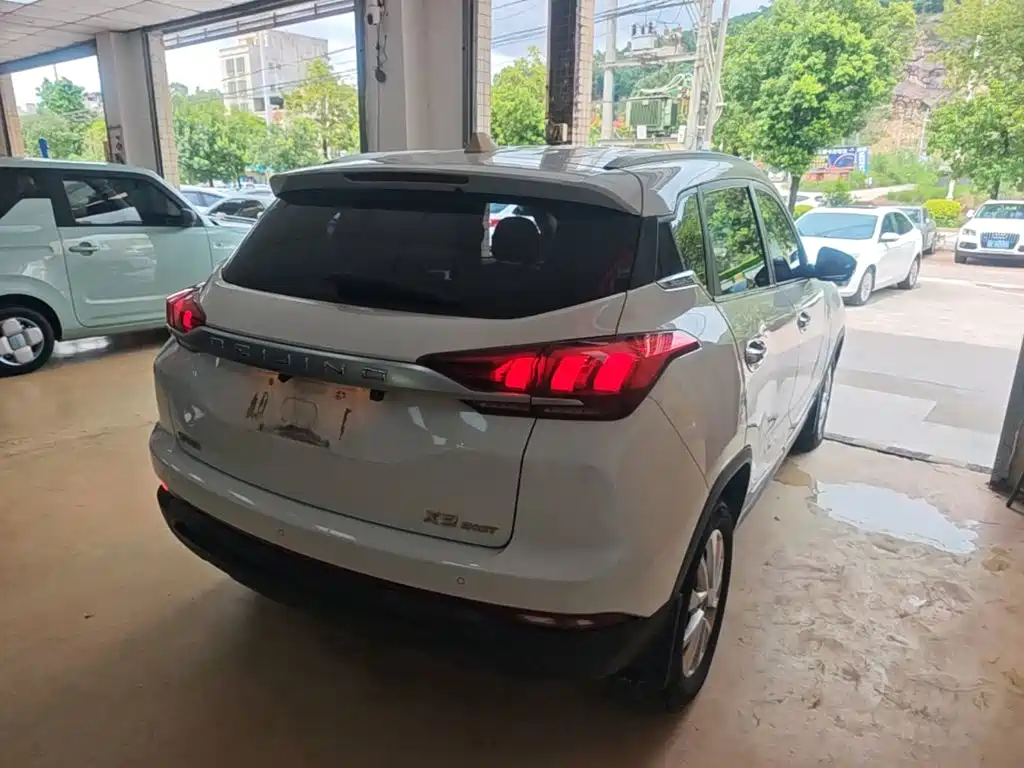 BAIC X3 — миниатюра 7