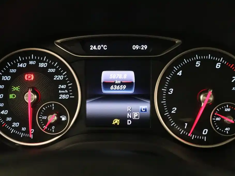 Mercedes-Benz A-Class (Import) — миниатюра 7