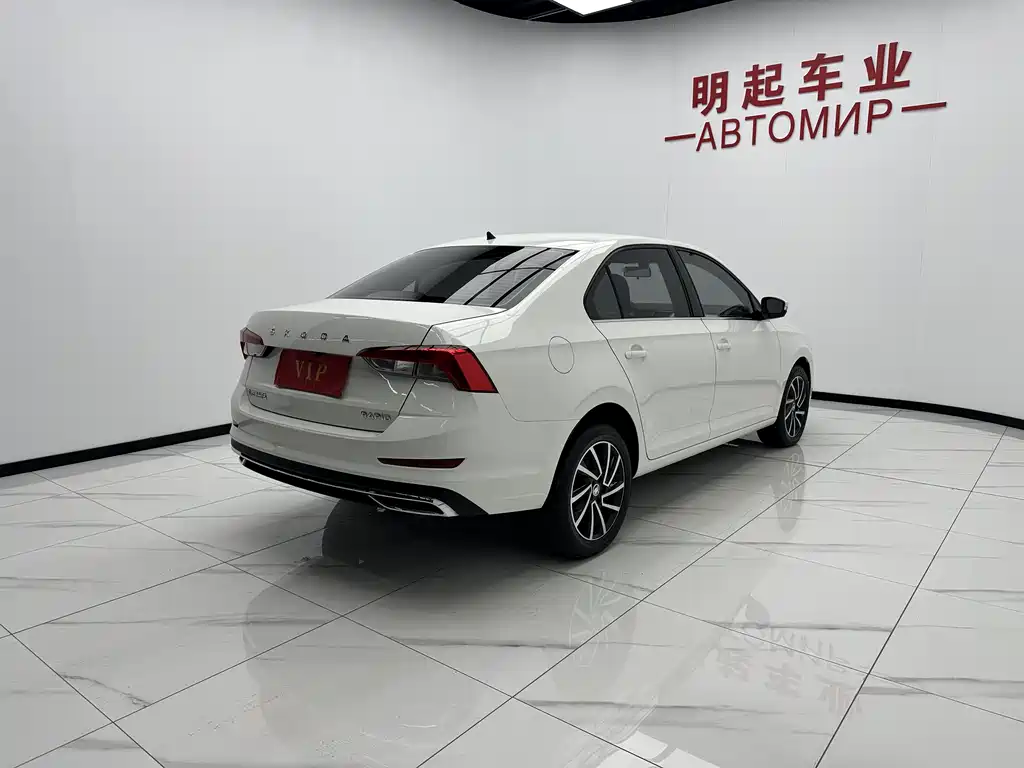 Skoda Rapid 2022 1.5L AT