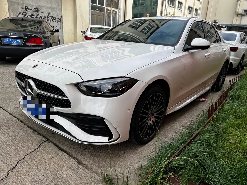 Mercedes-Benz C-Class 2023