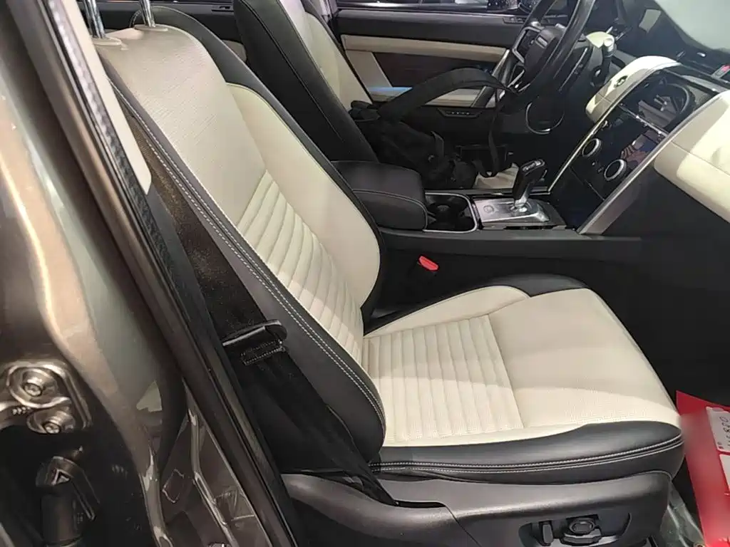 Land Rover Discovery Sport — миниатюра 25