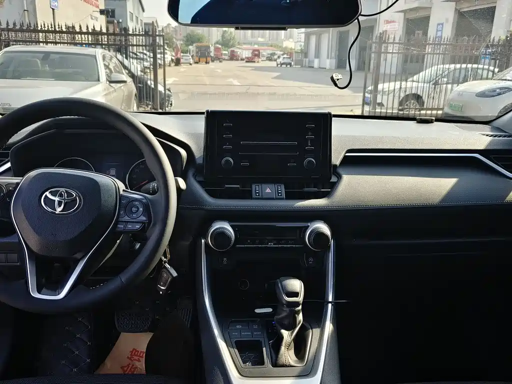 Toyota RAV4 2020 2.0L CVT
