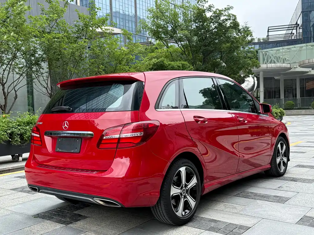 Mercedes-Benz B-Class B 2018 B 200 Fashion