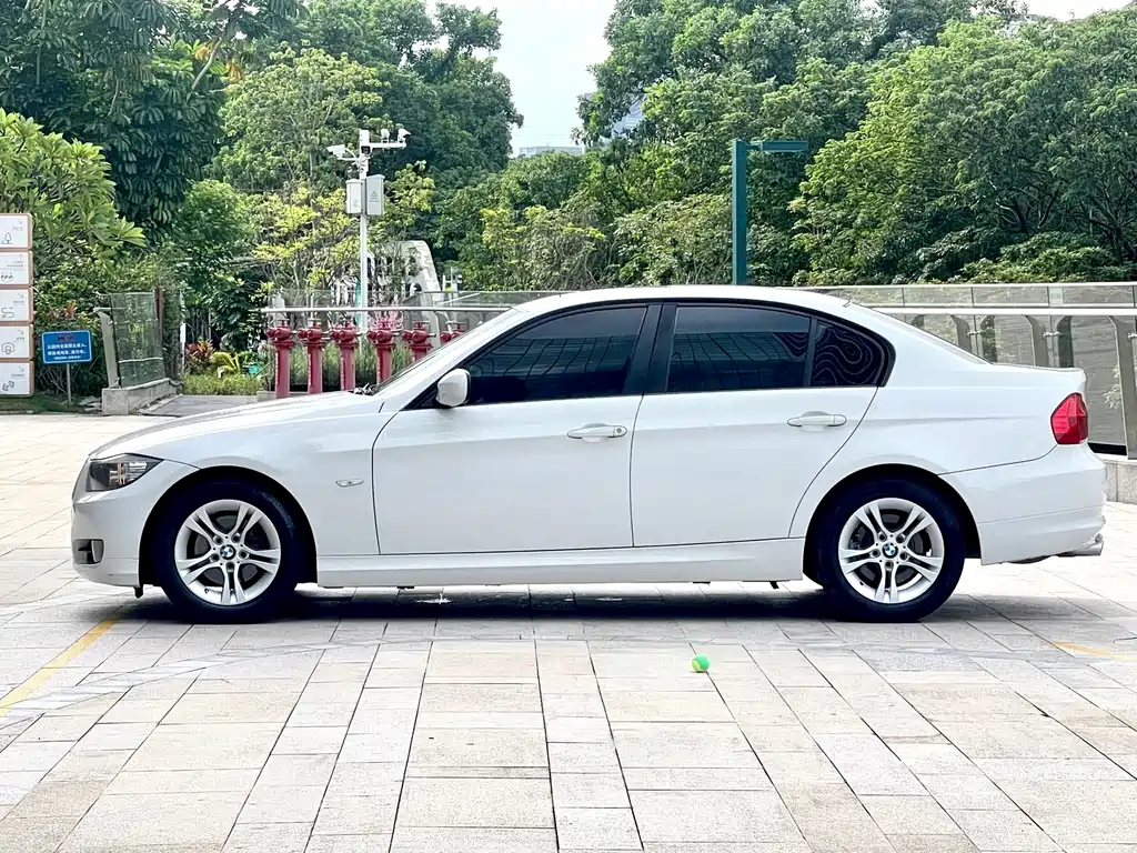 BMW 3 Series — миниатюра 5