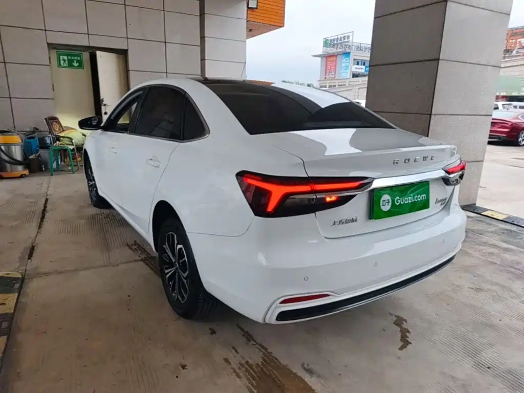 Roewe i6 MAX New Energy — миниатюра 5