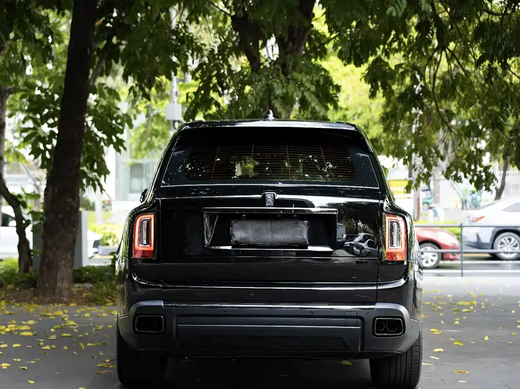Rolls-Royce Cullinan 2024 Black Badge
