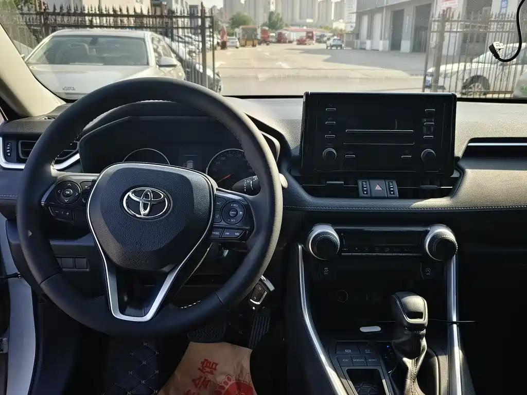 Toyota RAV4 2020 2.0L CVT