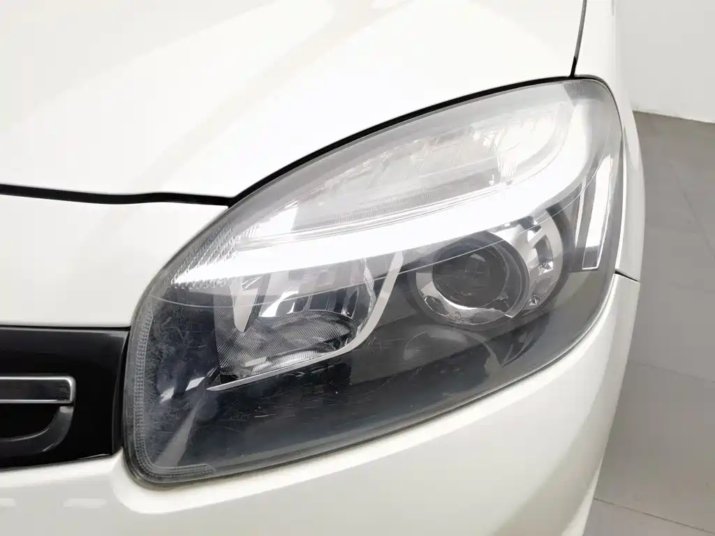 Renault Koleos (Import) — миниатюра 7