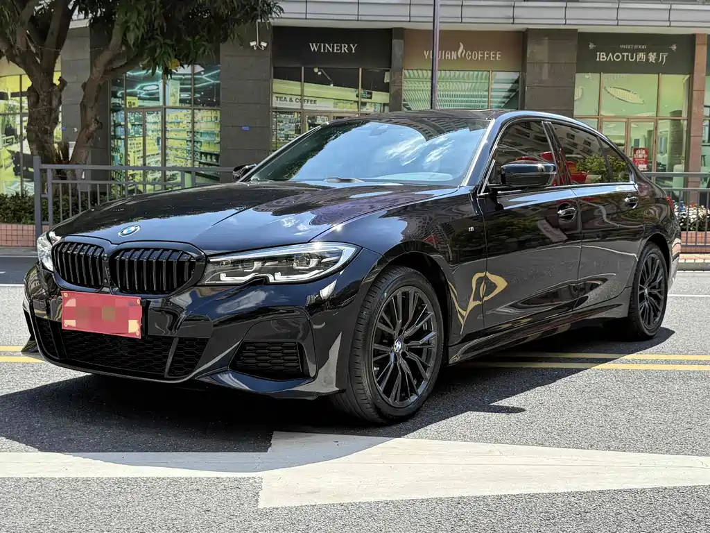 BMW 3 Series 2021