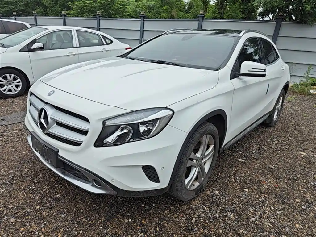 Mercedes-Benz GLA 2017