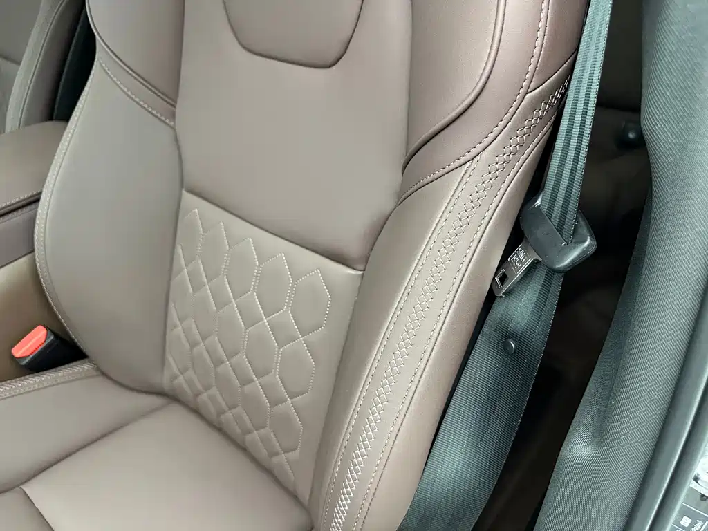 Volvo S90 — миниатюра 40