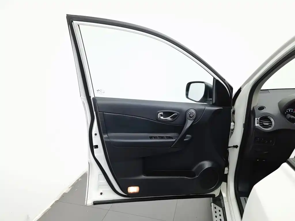 Renault Koleos (Import) — миниатюра 8