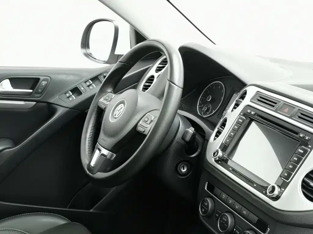 Volkswagen Tiguan — миниатюра 22