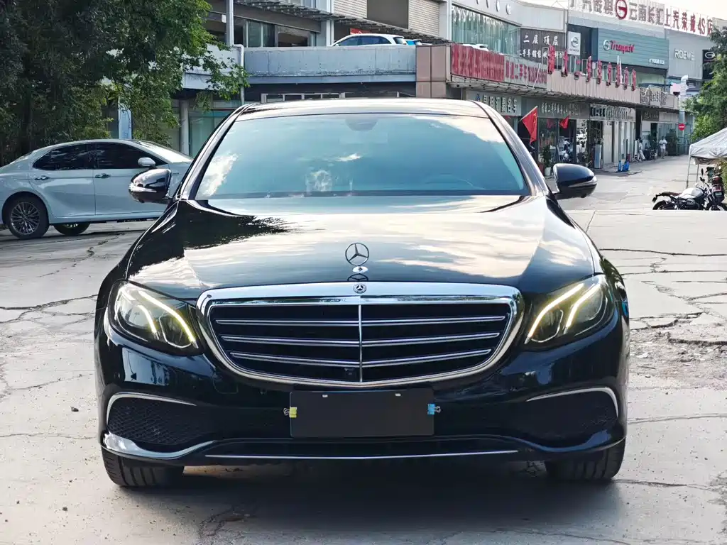 Mercedes-Benz E-Class E 2020 E 300 L Fashion