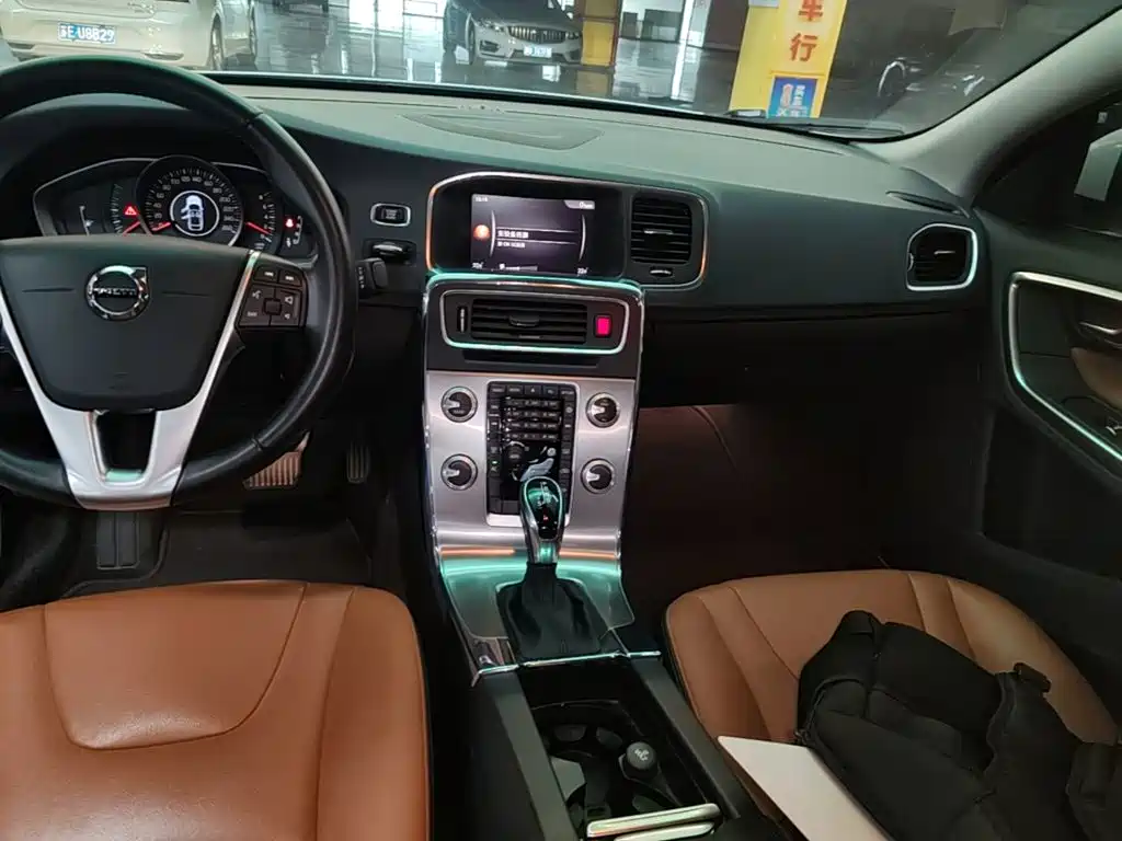 Volvo S60 — миниатюра 14